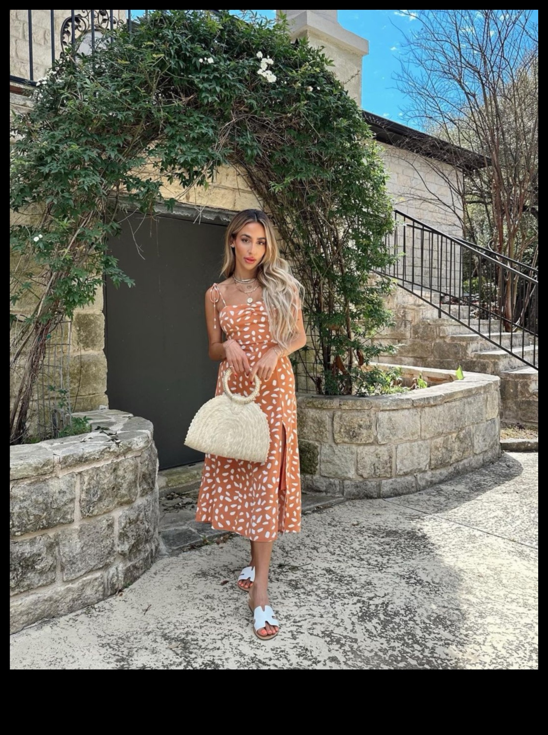 סוארי קיץ: רעיונות תלבושות קלילות ומבריקות לימים חמים