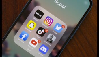 שליטה בטוויטר: ניווט בסימפוניה החברתית של טוויטר